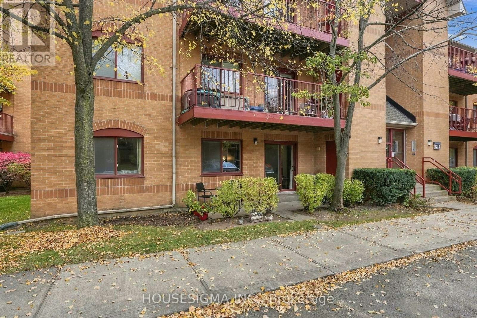 611-1512 Pilgrims Way, Oakville, ON, L6M 3H1