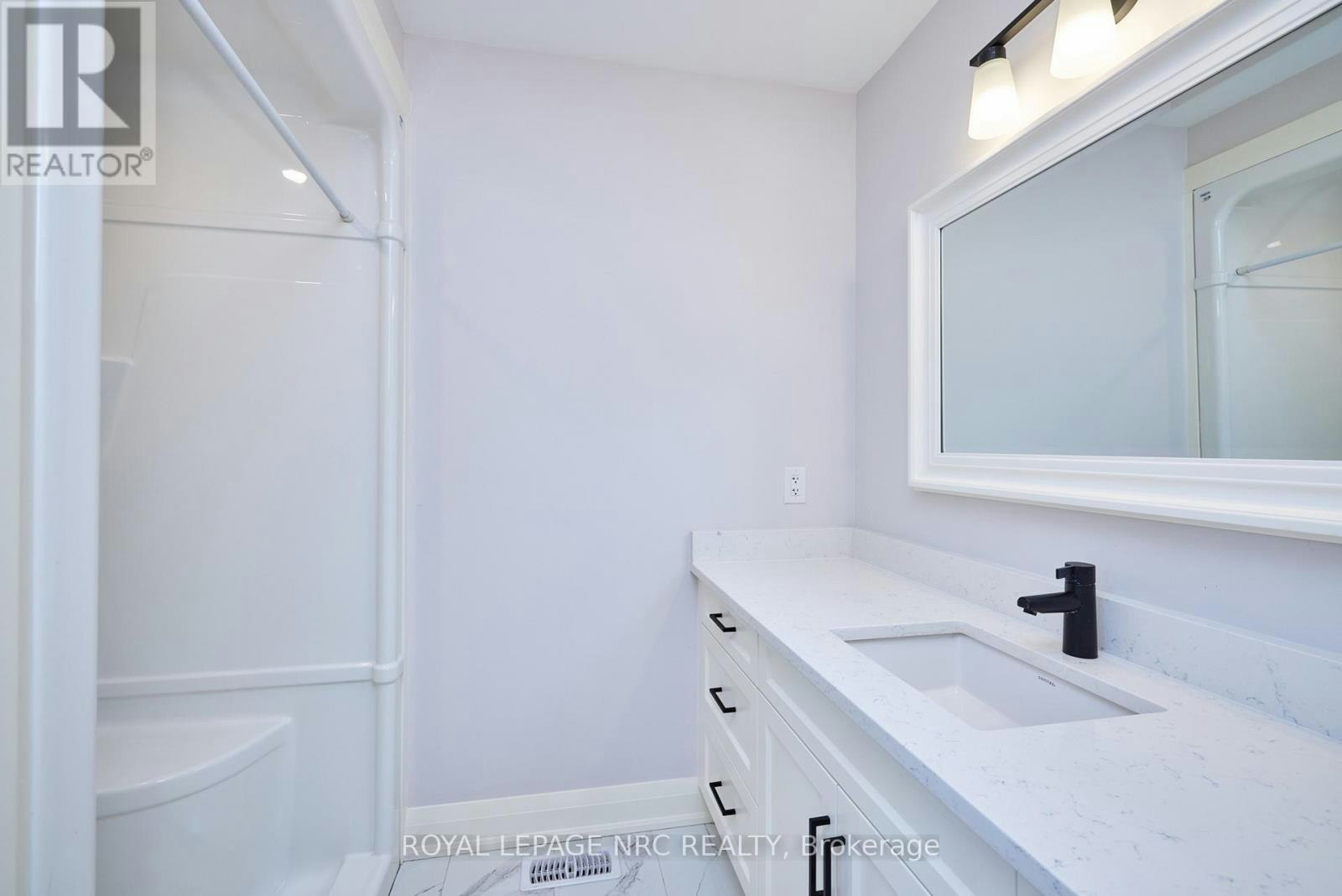 185 Hodgkins Avenue, Thorold, ON, L2V 1M2 - 38