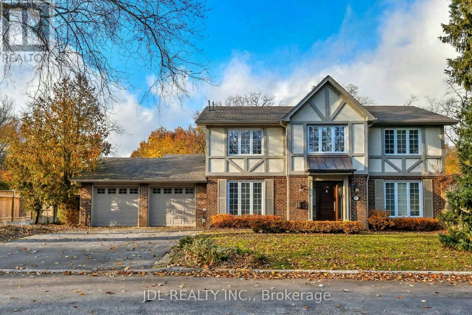 30 Hedgewood Road, Toronto, ON, M2L 1L5