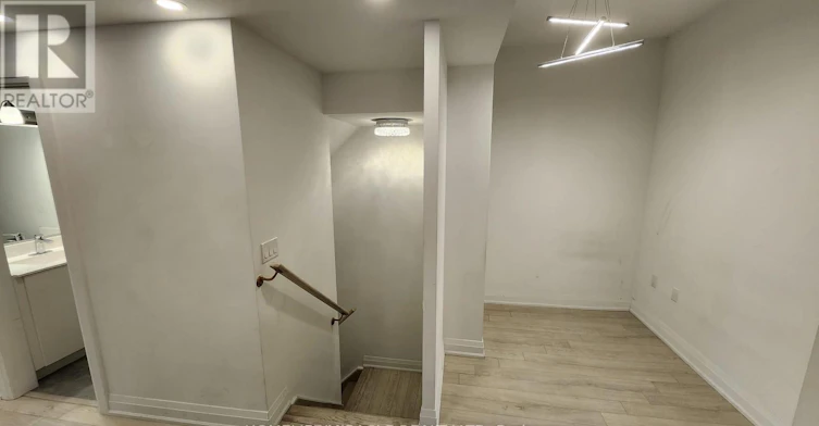 D102-5289 7 Highway, Vaughan, ON, L4L 0J1 - 12