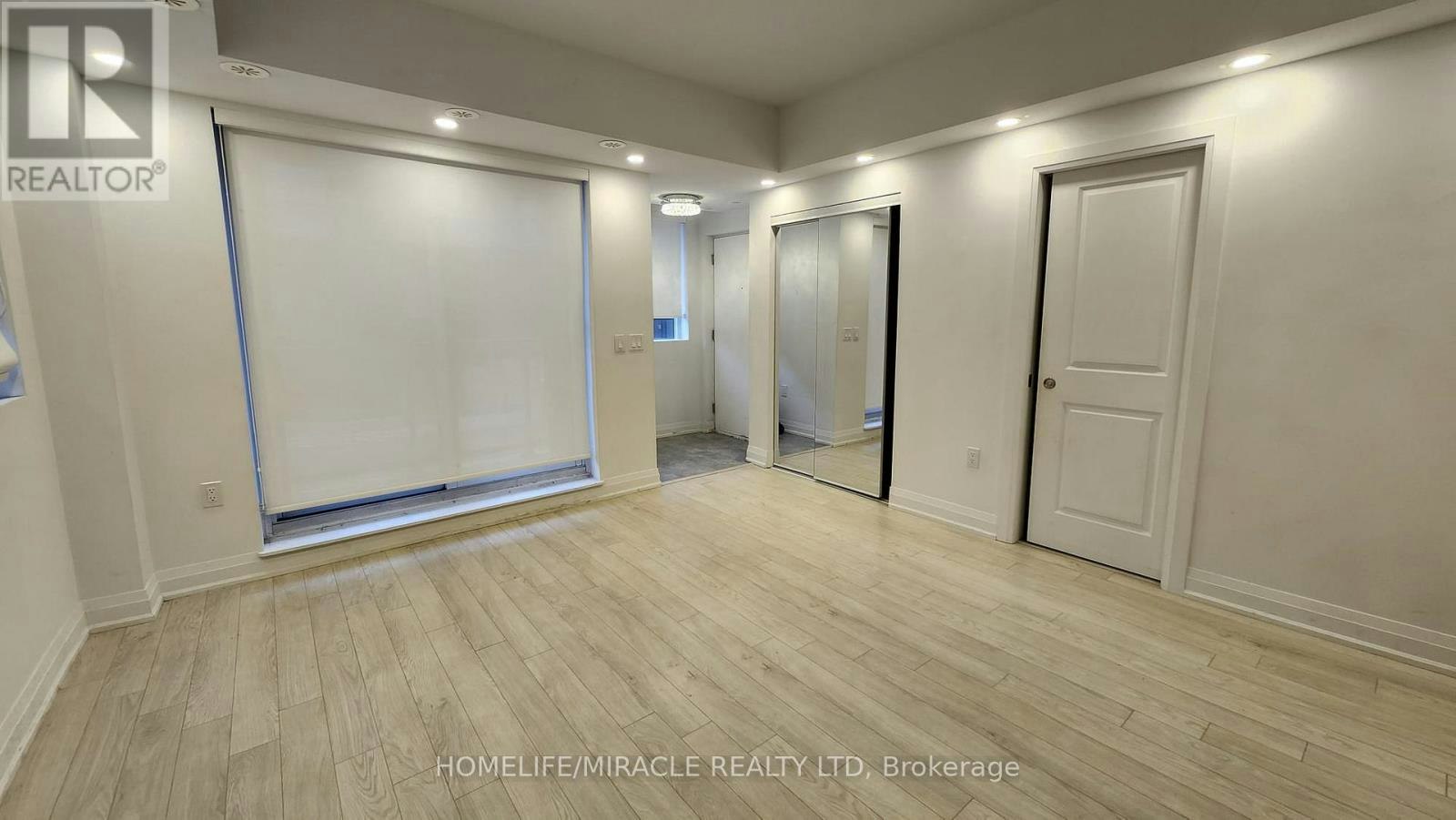 D102-5289 7 Highway, Vaughan, ON, L4L 0J1 - 4
