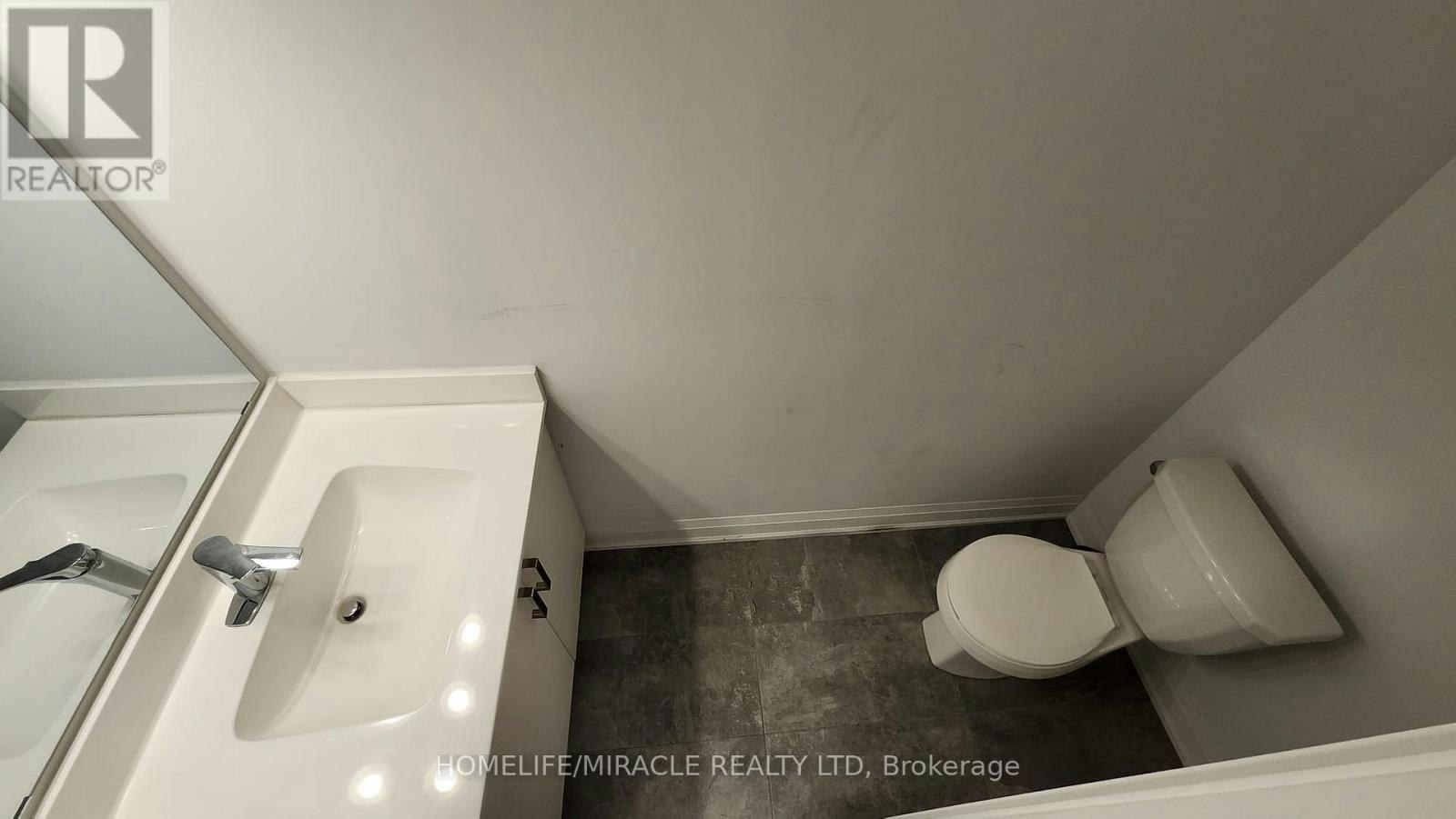 D102-5289 7 Highway, Vaughan, ON, L4L 0J1 - 10