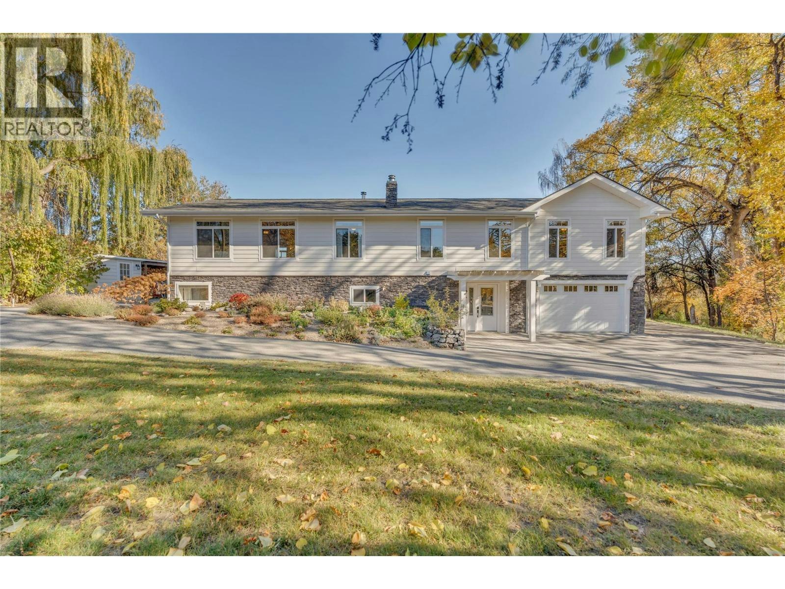 10811 Rutherford Avenue, Summerland, BC, V0H 1Z8