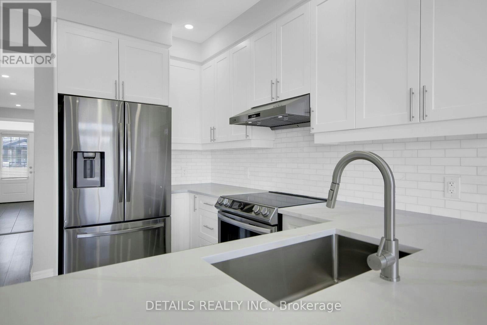 116 Unity Place, Ottawa, ON, K2S 2Y8 - 8