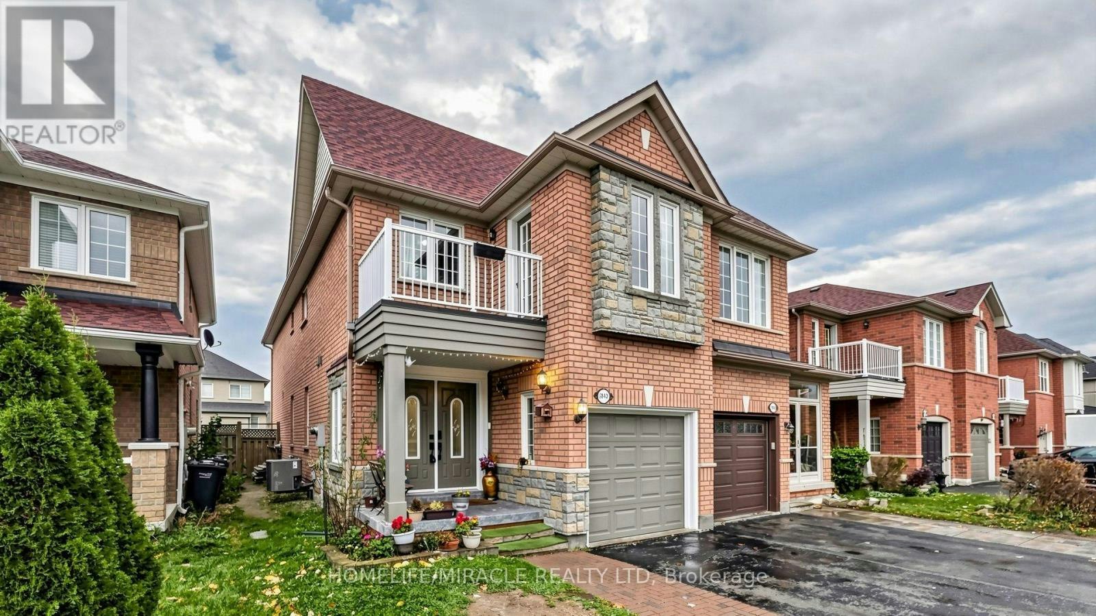 3842 Manatee Way, Mississauga, ON, L5M 6Y1