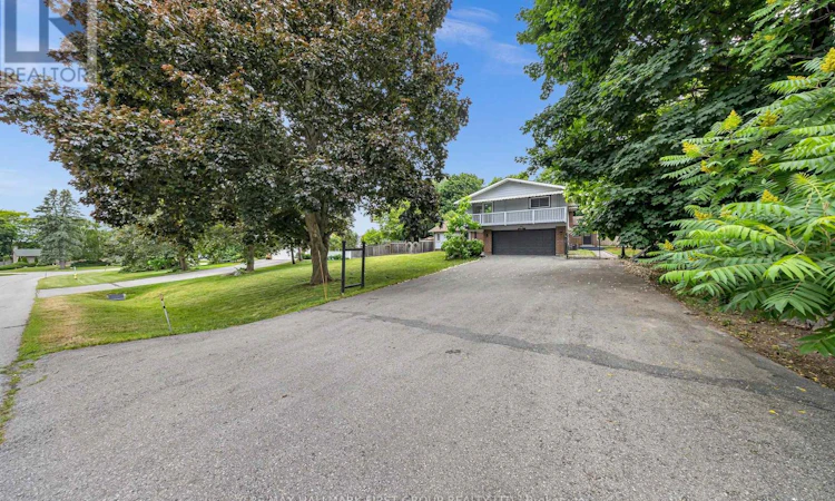 890 Briarwood Drive