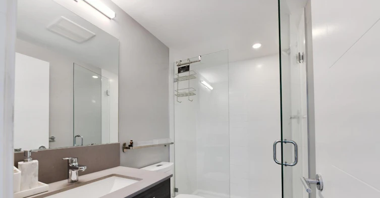 205-13963 105 Boulevard, Surrey, BC, V3T 0M9 - 12