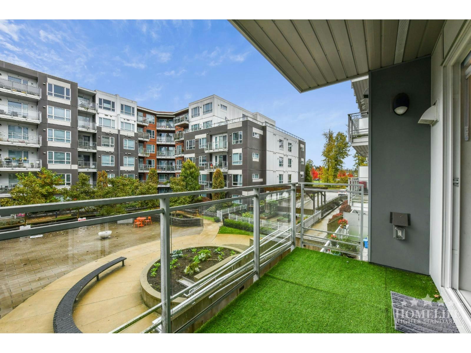205-13963 105 Boulevard, Surrey, BC, V3T 0M9 - 9
