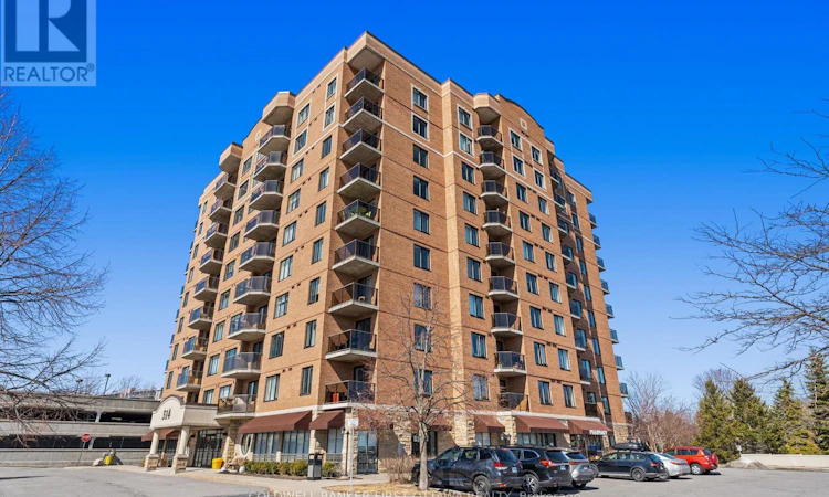 912-314 Central Park Drive