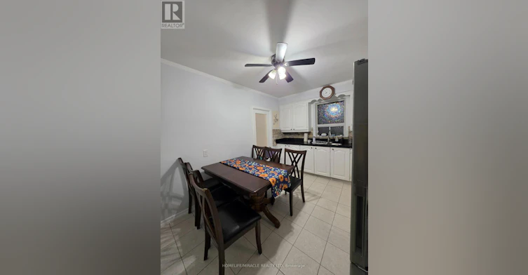 2-230 Bicknell Avenue, Toronto, ON, M6M 4G9 - 7
