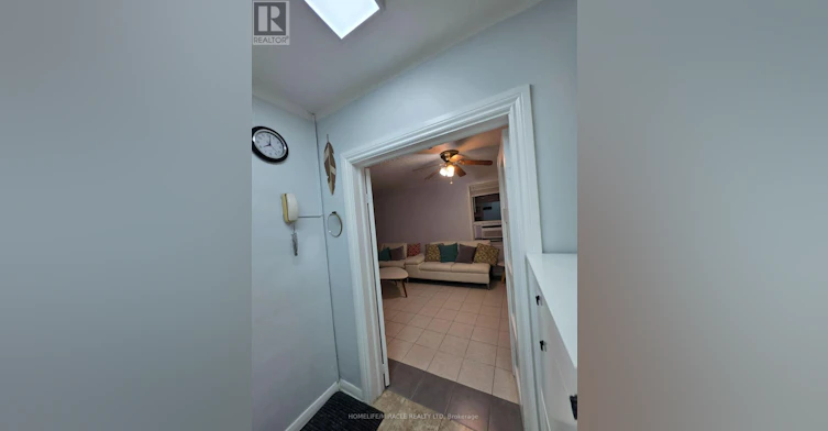 2-230 Bicknell Avenue, Toronto, ON, M6M 4G9 - 18
