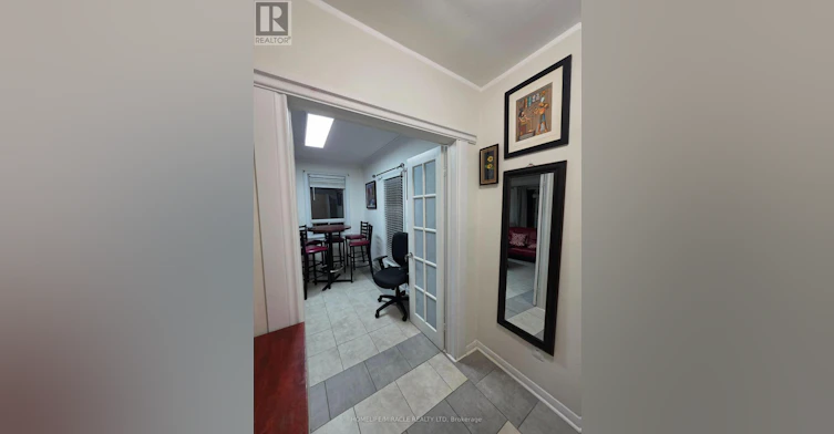 3-230 Bicknell Avenue, Toronto, ON, M6M 4G9 - 17