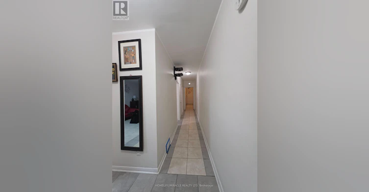 3-230 Bicknell Avenue, Toronto, ON, M6M 4G9 - 4