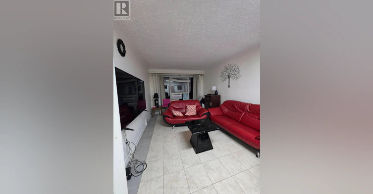 3-230 Bicknell Avenue, Toronto, ON, M6M 4G9 - 5