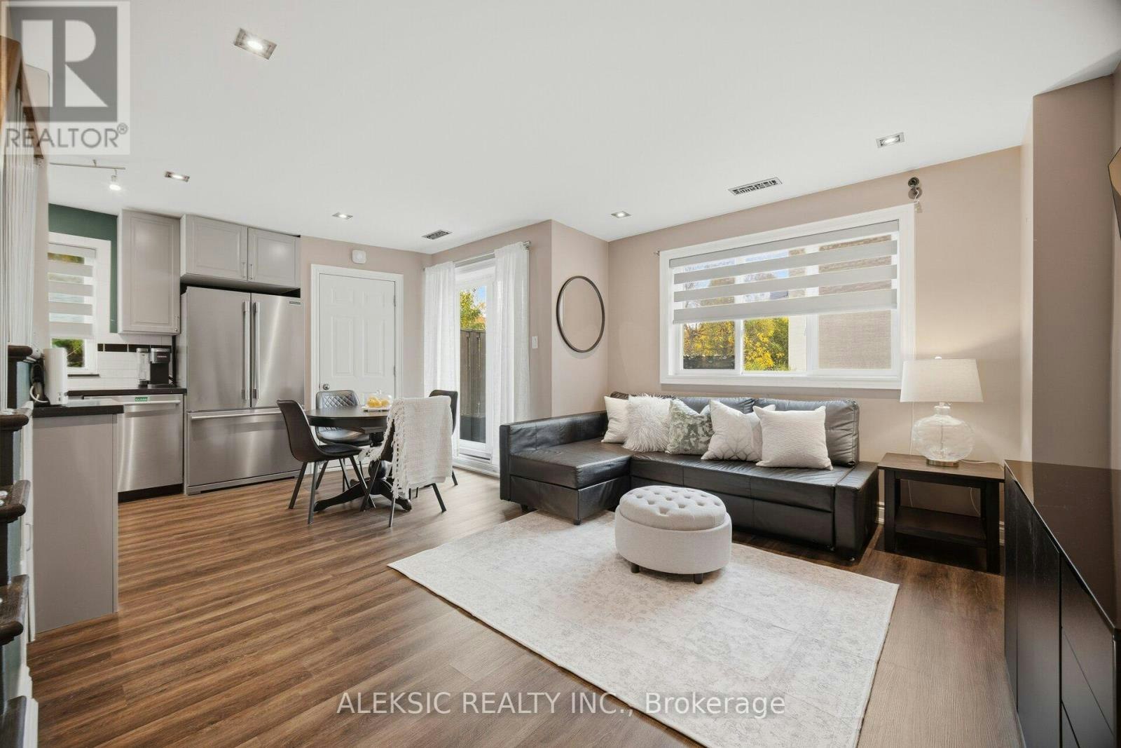35-2001 Bonnymede Drive, Mississauga, ON, L5J 4H8