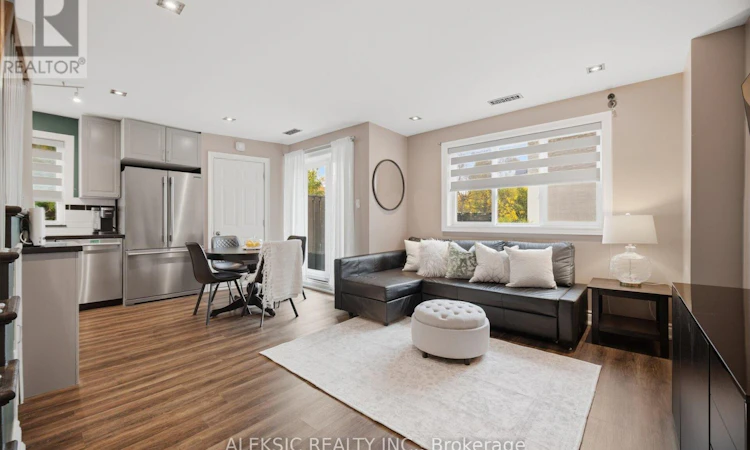 35-2001 Bonnymede Drive