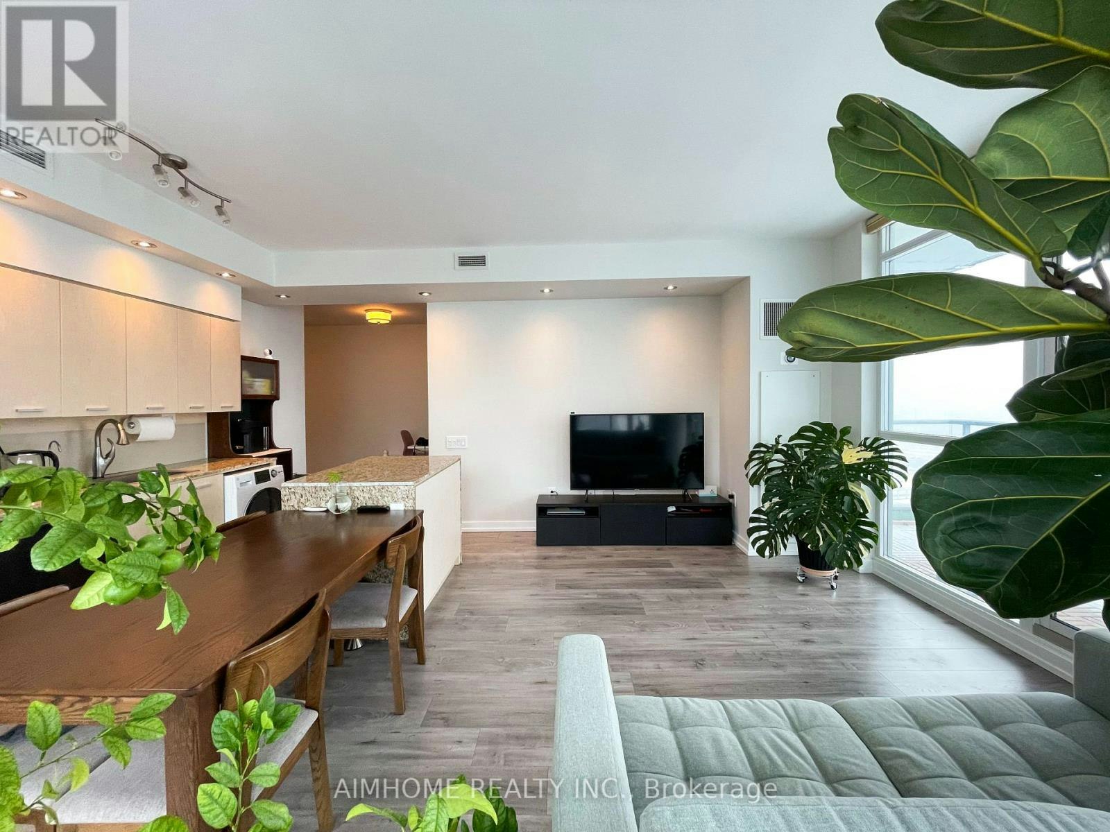 1802-29 Singer Court, Toronto, ON, M2K 0B3 - 13