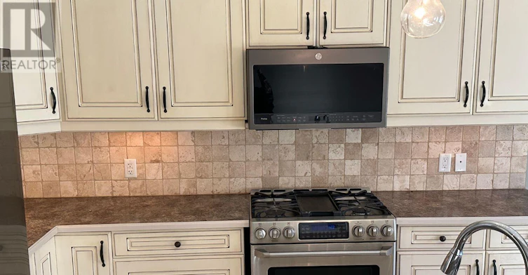 17 Willcher Drive, St. Catharines, ON, L2M 6R2 - 7