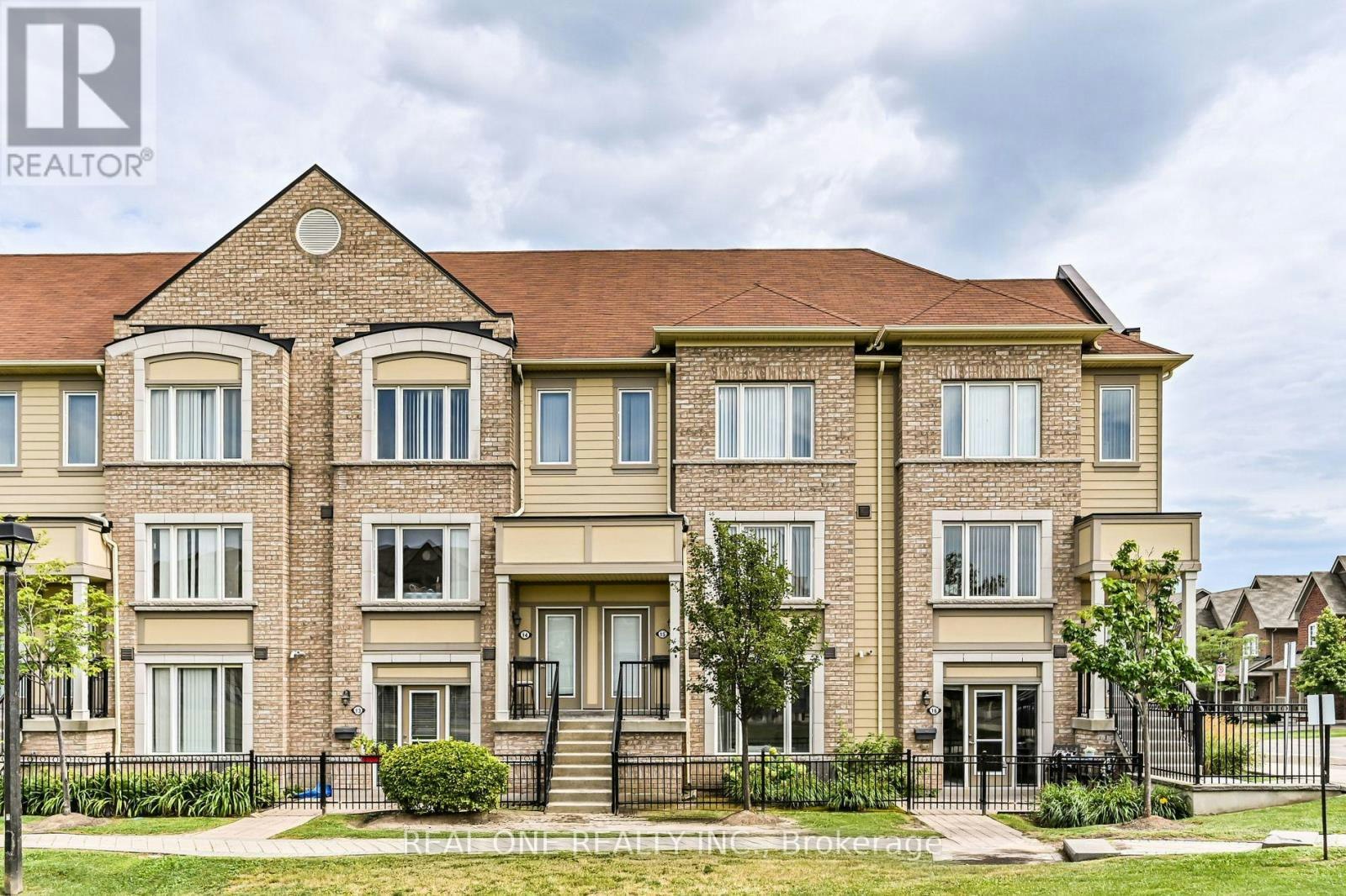 16-3115 Boxford Crescent, Mississauga, ON, L5M 0X1