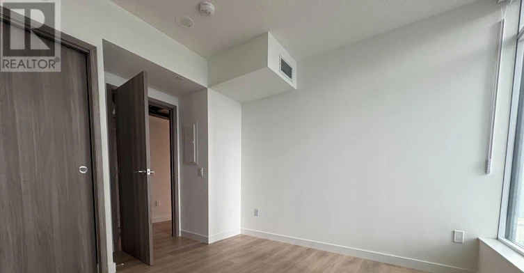 3905-3 Concord Cityplace Way, Toronto, ON, M5V 0X4 - 4