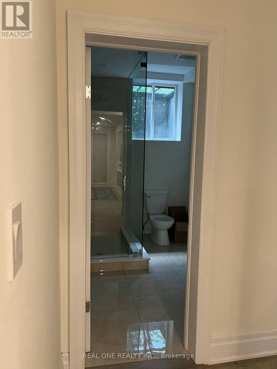 LOWER-350 Weighton Drive, Oakville, ON, L6K 2R4 - 8