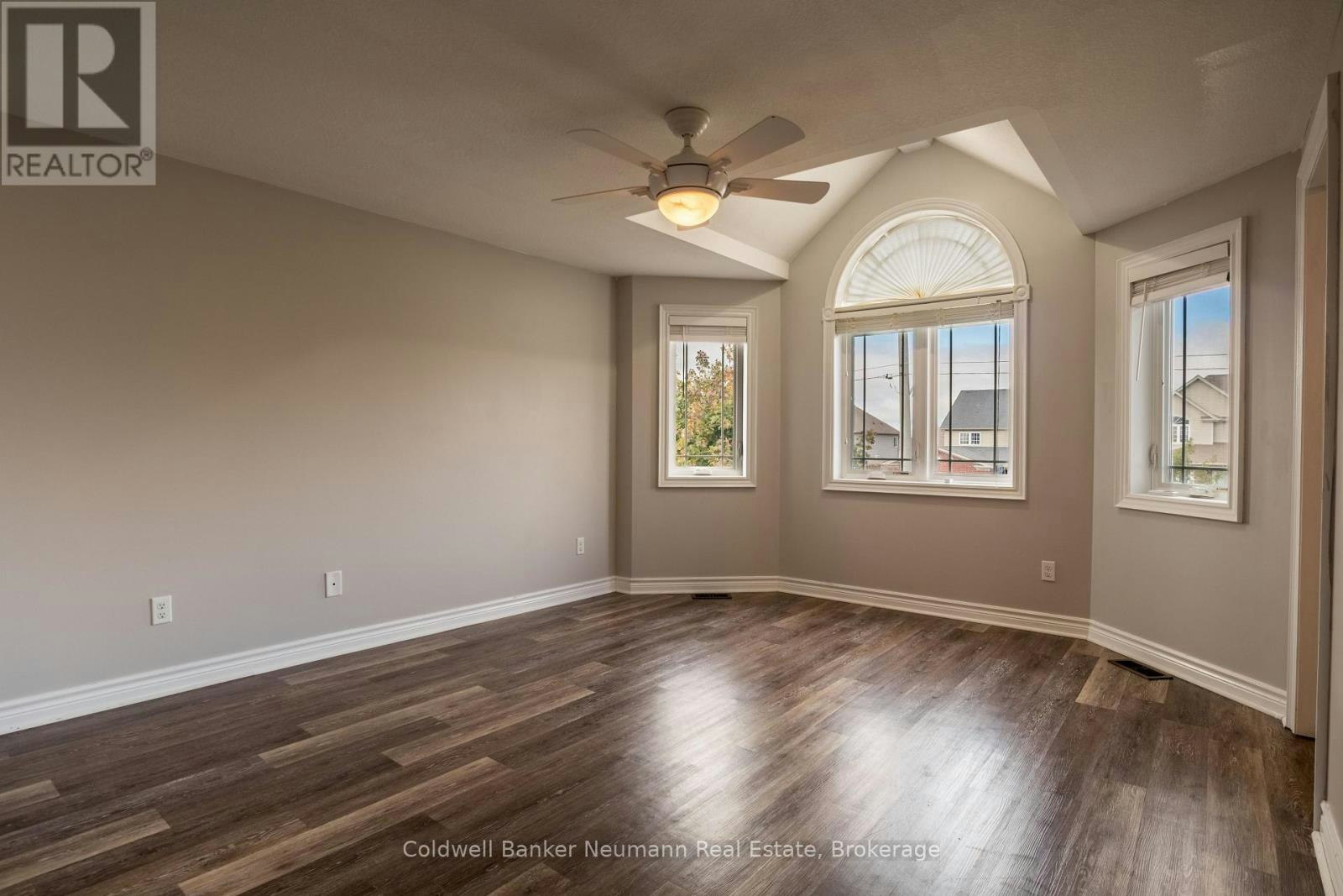 UPPER-367 Eastview Road, Guelph, ON, N1E 0J1 - 17
