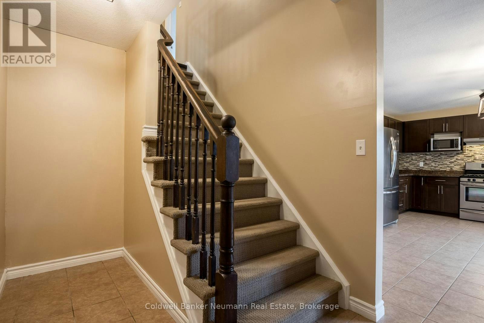 UPPER-367 Eastview Road, Guelph, ON, N1E 0J1 - 9
