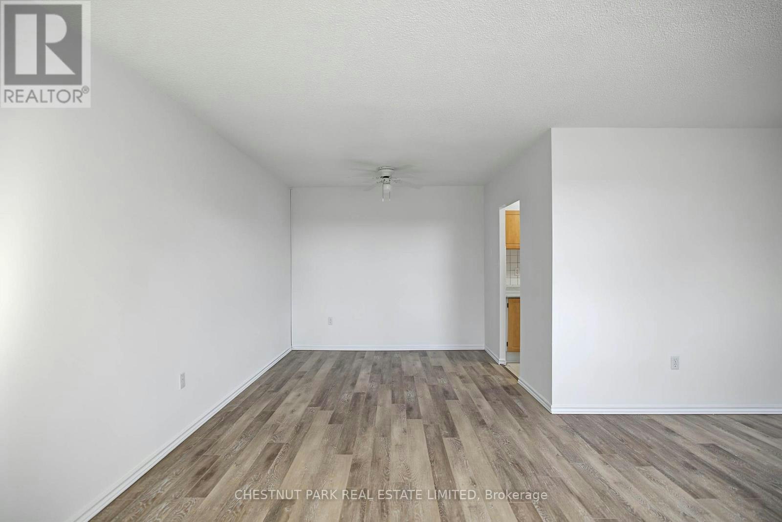 517-888 Glen Street, Oshawa, ON, L1J 5Z4 - 17