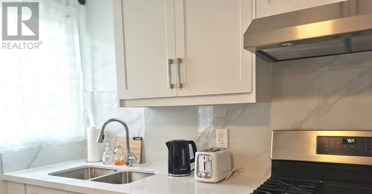 1-256 Homewood Avenue, Toronto, ON, M2R 2N3 - 2