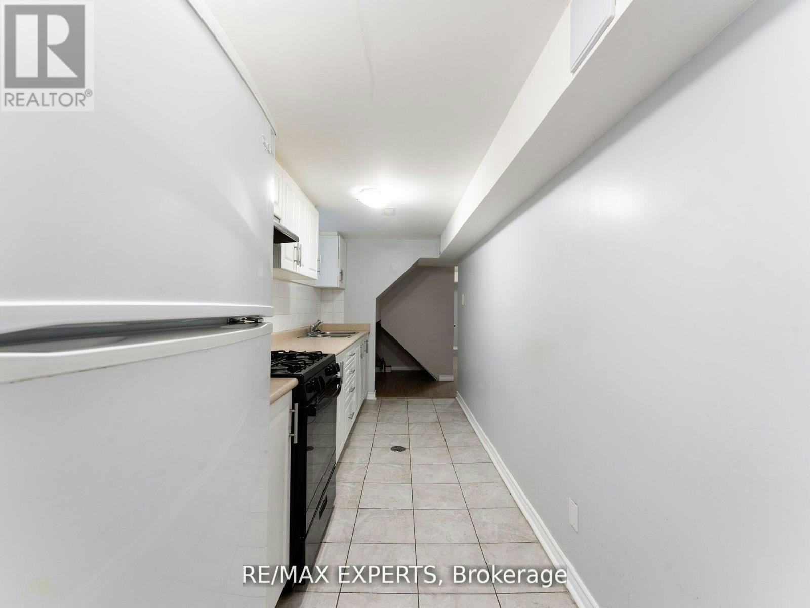 LOWER-32 Twenty Fourth Street, Toronto, ON, M8V 3N6 - 19