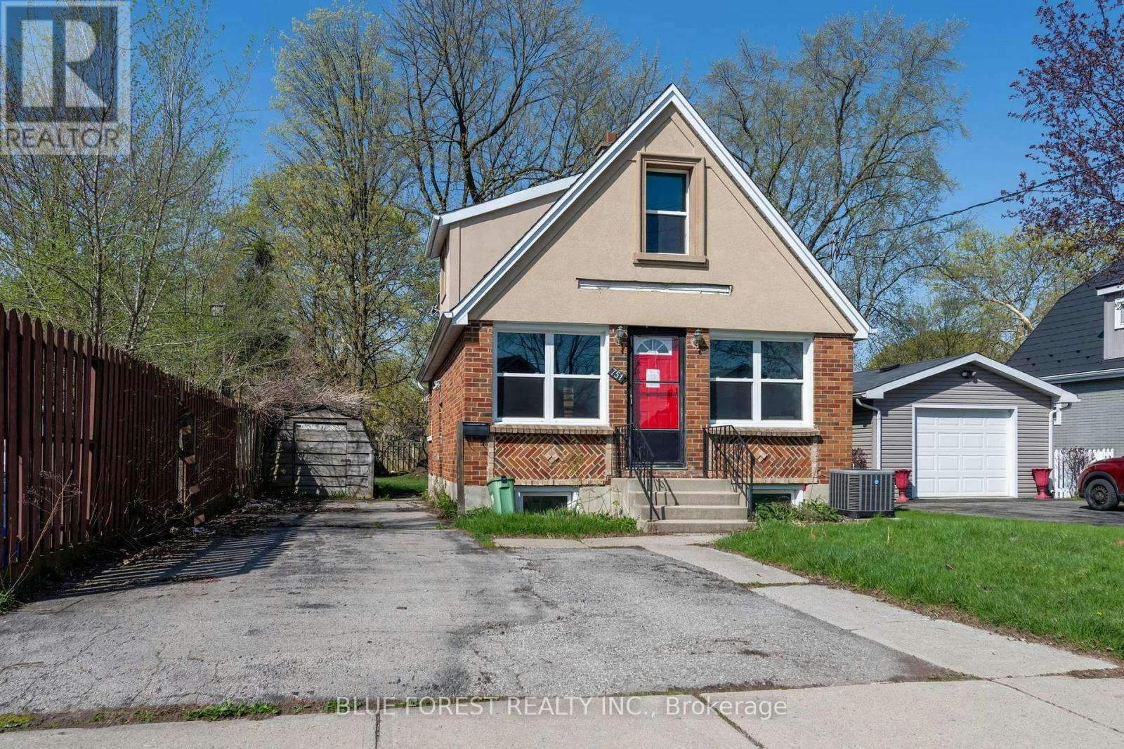 751 Curry Street, London, ON, N5Y 1N5