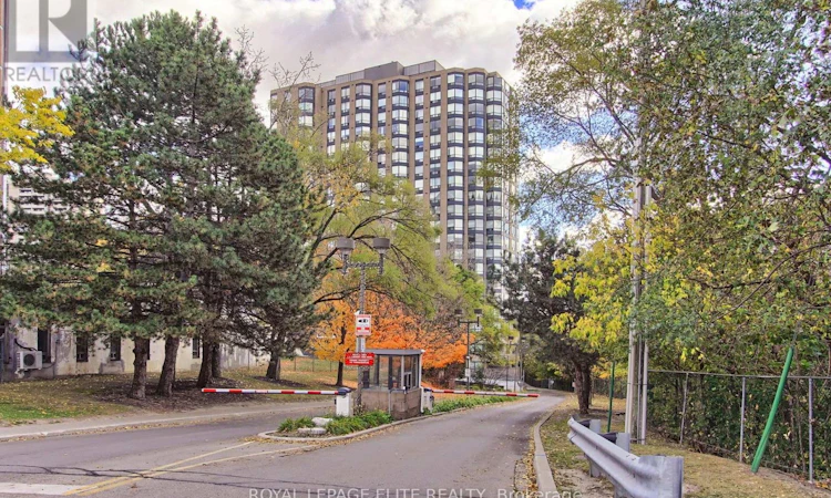 1610-3 Hickory Tree Road
