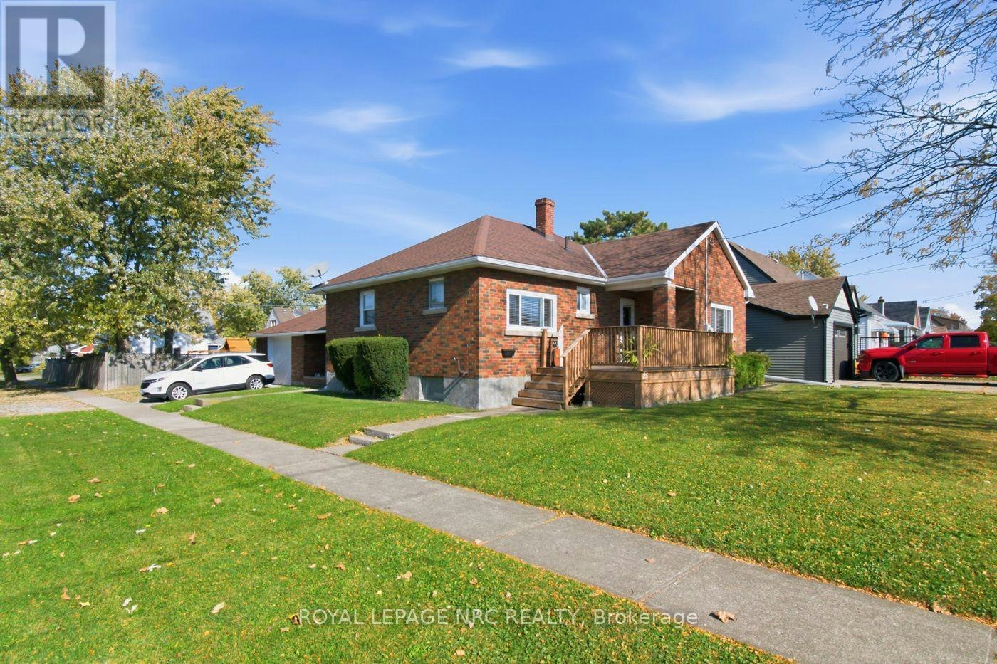 25 Seymour Avenue, St. Catharines, ON, L2P 1A5