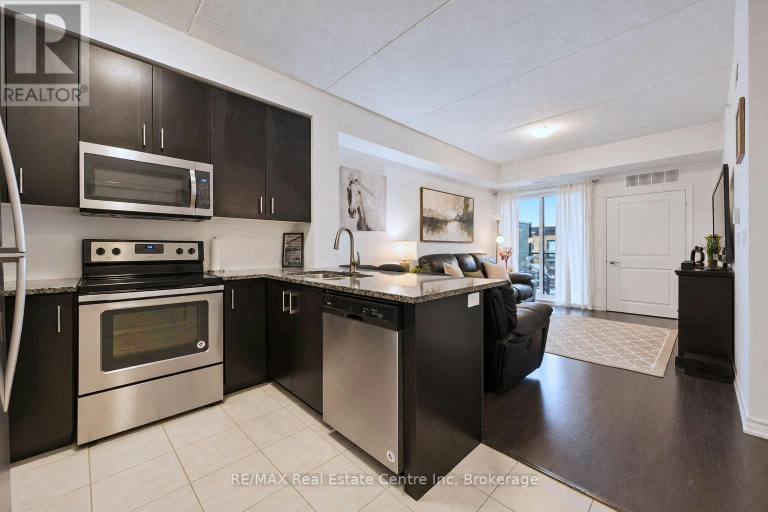 320-1284 Gordon Street, Guelph, ON, N1L 0M8