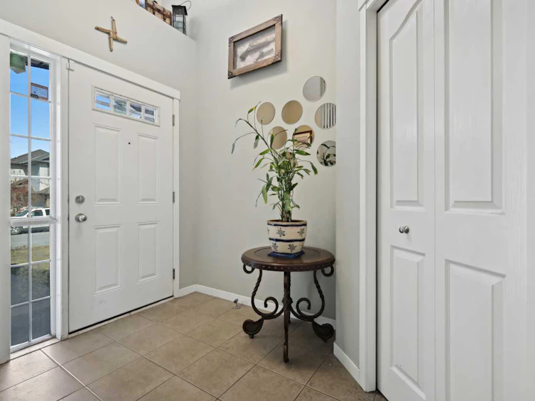 183 Brightonstone Gardens SE, Calgary, AB, T2Z 0C9 - 4