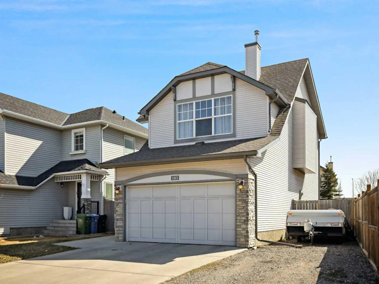 183 Brightonstone Gardens SE, Calgary, AB, T2Z 0C9 - 2