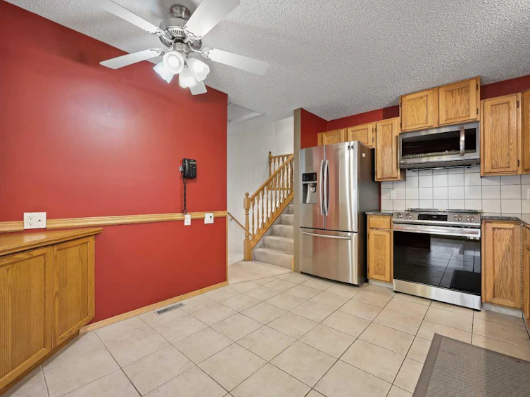 35 Mchugh Road NE, Calgary, AB, T2E 7V2 - 14