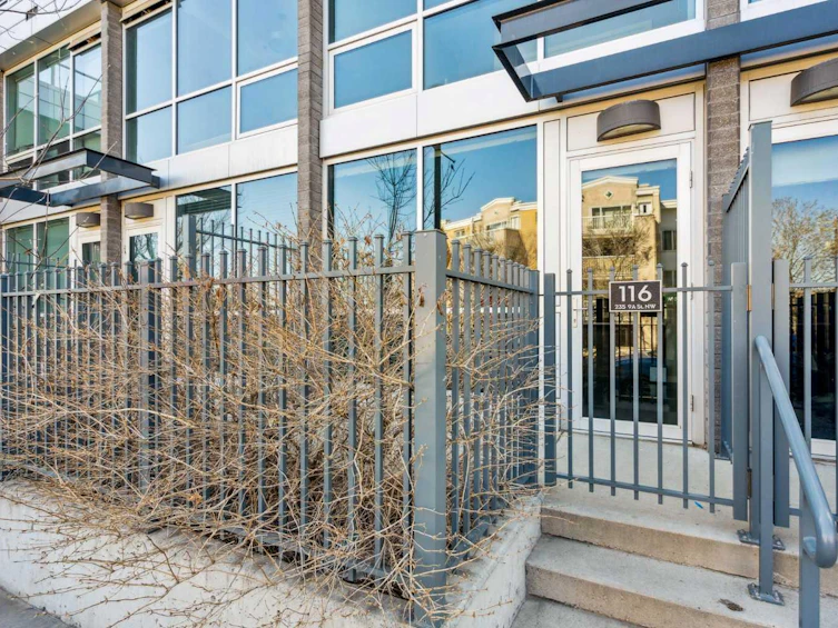 116-235 9a Street NW, Calgary, AB, T2N 4H7 - 2