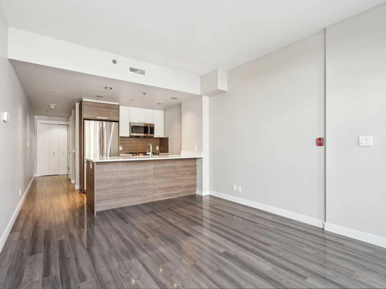 116-235 9a Street NW, Calgary, AB, T2N 4H7 - 5