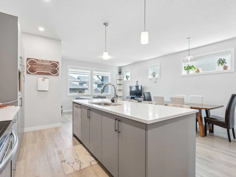 528 South Point Place SW, Airdrie, AB, T4B 5H9 - 6