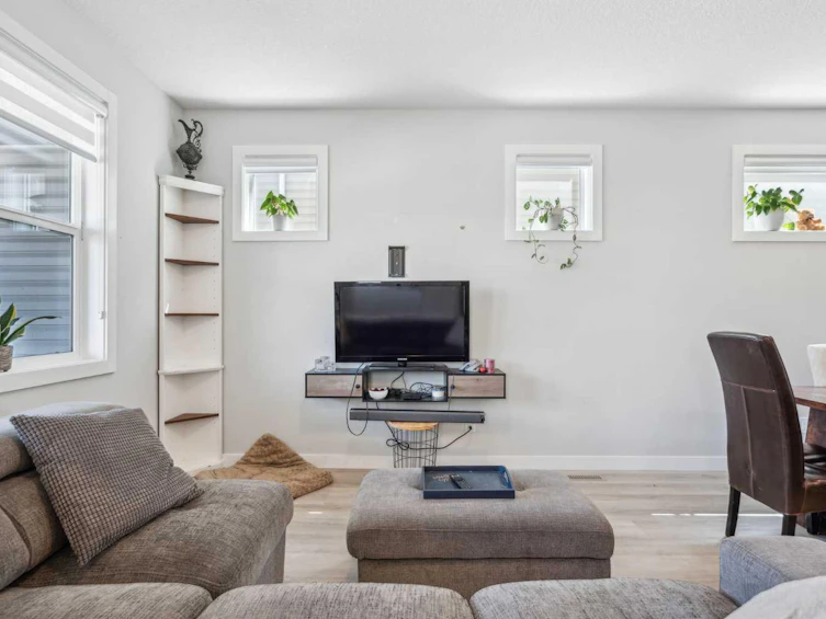 528 South Point Place SW, Airdrie, AB, T4B 5H9 - 8