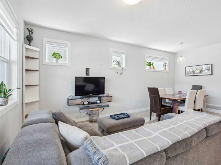 528 South Point Place SW, Airdrie, AB, T4B 5H9 - 9