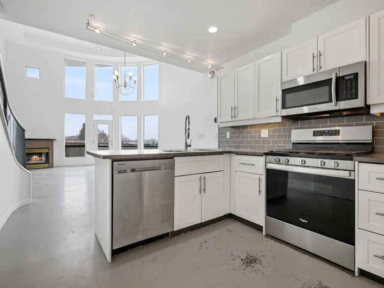 118-1800 26 Avenue SW, Calgary, AB, T2T 1E1 - 9