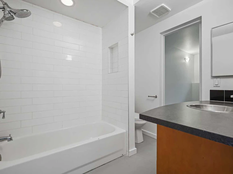 118-1800 26 Avenue SW, Calgary, AB, T2T 1E1 - 26