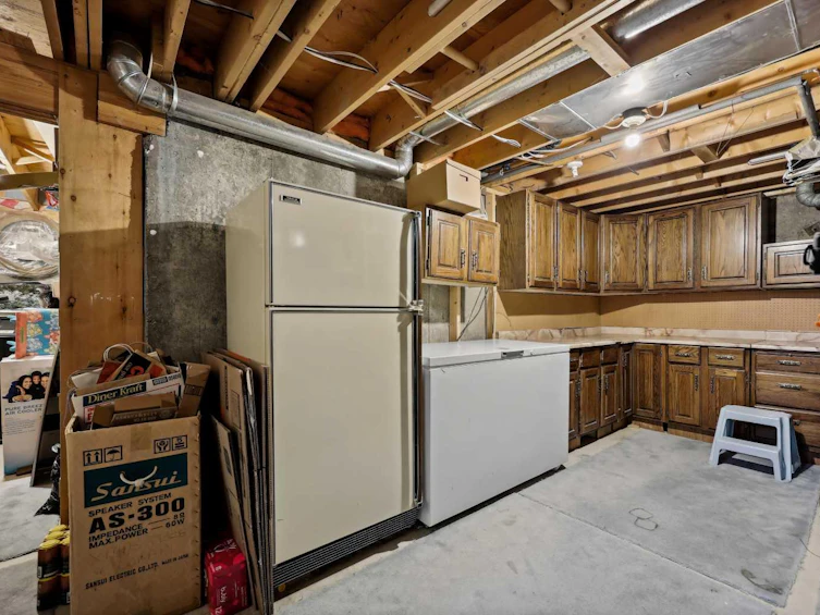 75 Hawkfield Crescent NW, Calgary, AB, T3G 1Z4 - 38