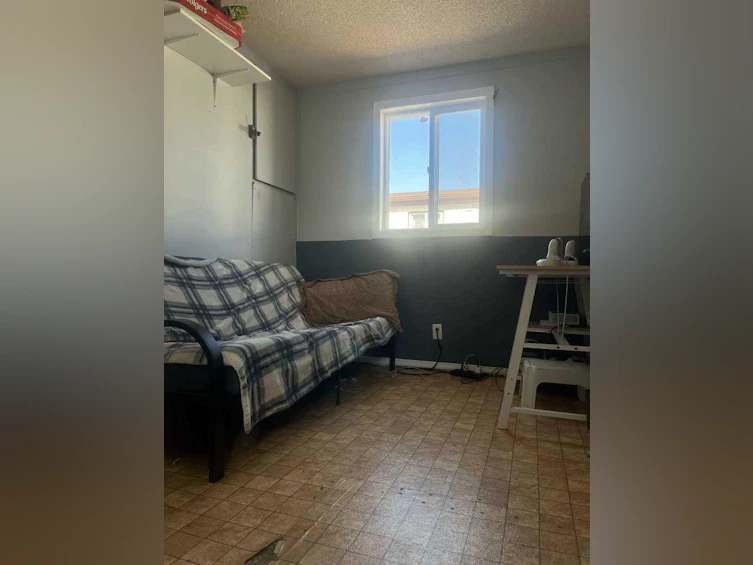 285-2300 13 Street N, Lethbridge, AB, T1H 4E8 - 10