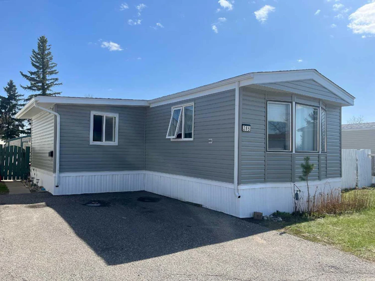 285-2300 13 Street N, Lethbridge, AB, T1H 4E8