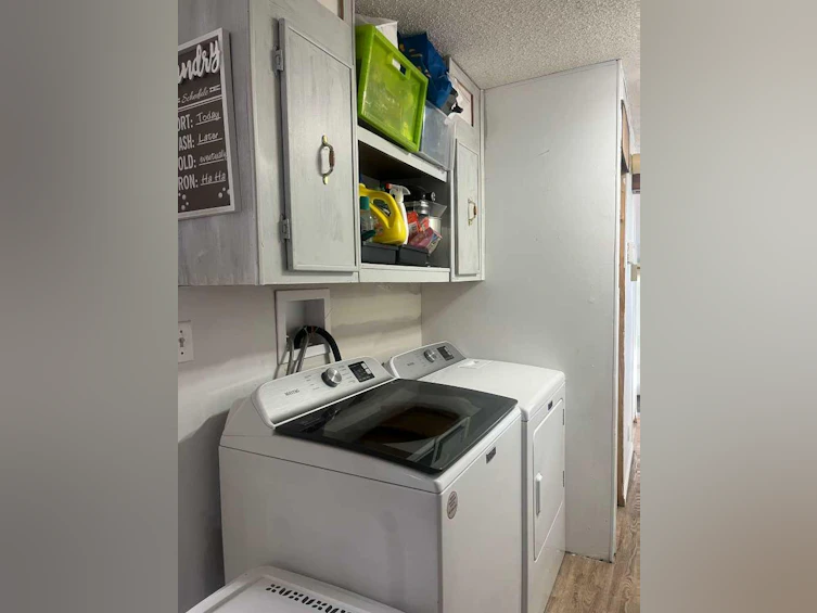 285-2300 13 Street N, Lethbridge, AB, T1H 4E8 - 8
