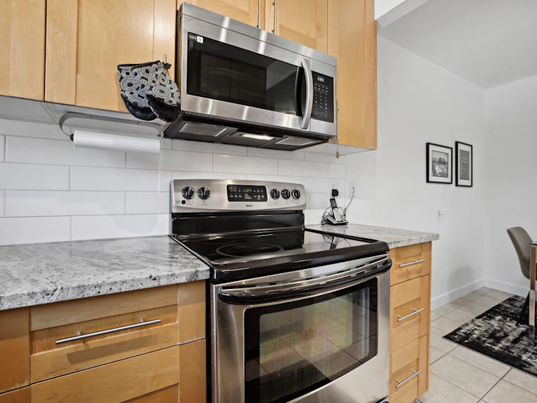 92-7172 Coach Hill Road SW, Calgary, AB, T3H 1C8 - 9