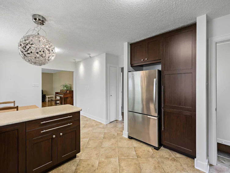 2042 33 Street SE, Calgary, AB, T2B 0T9 - 14